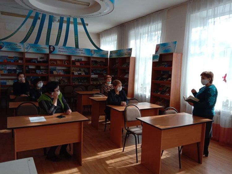 Семей қалалық Балалар және жасөспірімдер кітапханасымен тығыз байланыста